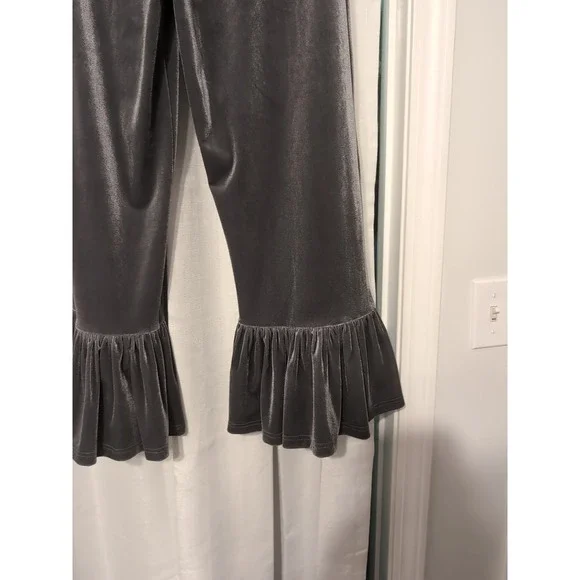 NWOT Matilda Jane Gray Velvet Cropped Ruffle Pants Sz M Boho, Cottage, Hippie - Picture 9 of 12